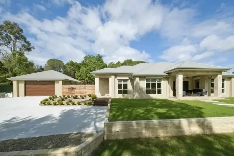 Cassam Place, Valley Heights